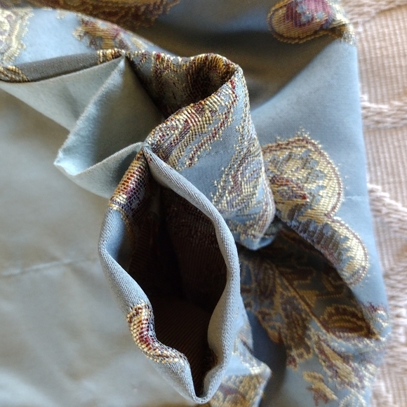 BEAUTIFUL Valances - Picture 11 of 14